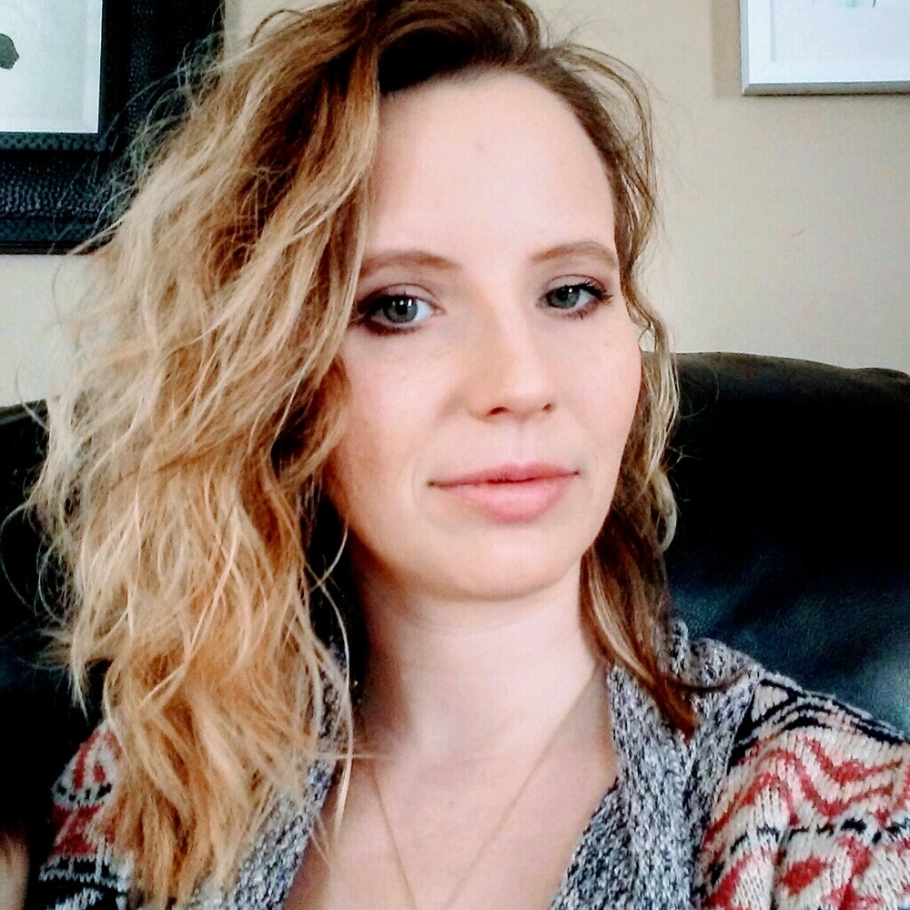 Meet your Posher, Leslie